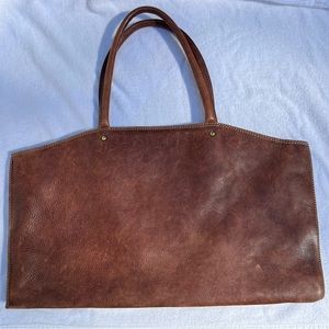 JP & Mattie brown pebbled leather tote bag with zip and 2 zipped inside pockets